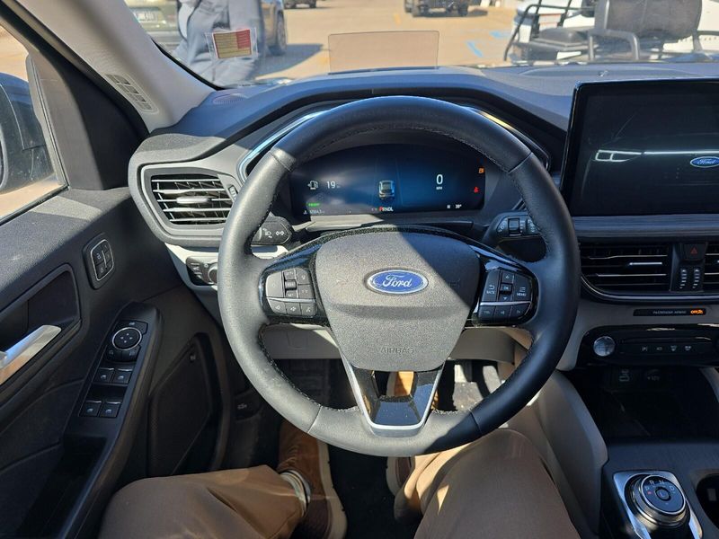 2023 Ford Escape PlatinumImage 15