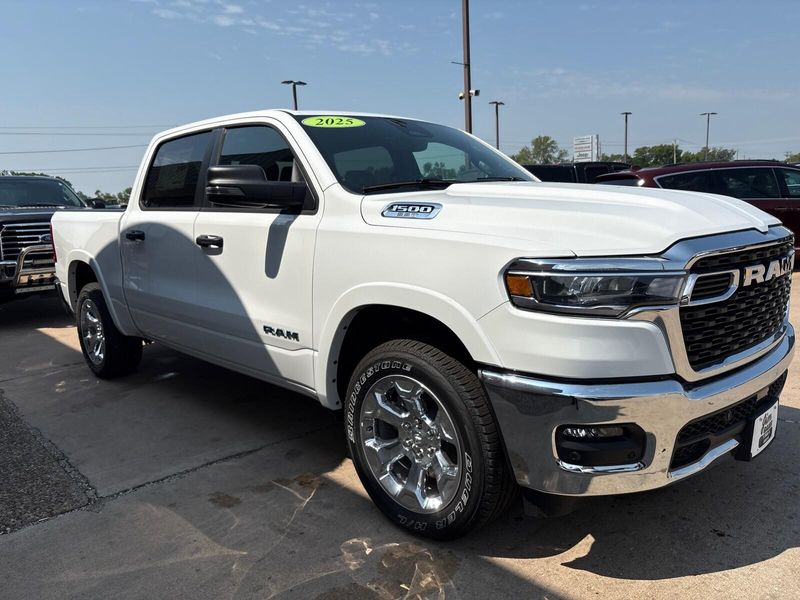 2025 RAM 1500 Big Horn Crew Cab 4x4 5