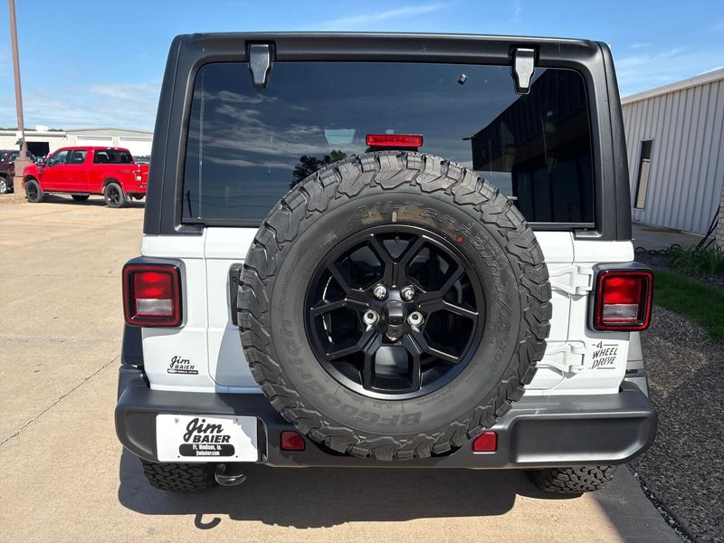 New 2027 Jeep Wrangler WillysImage 9