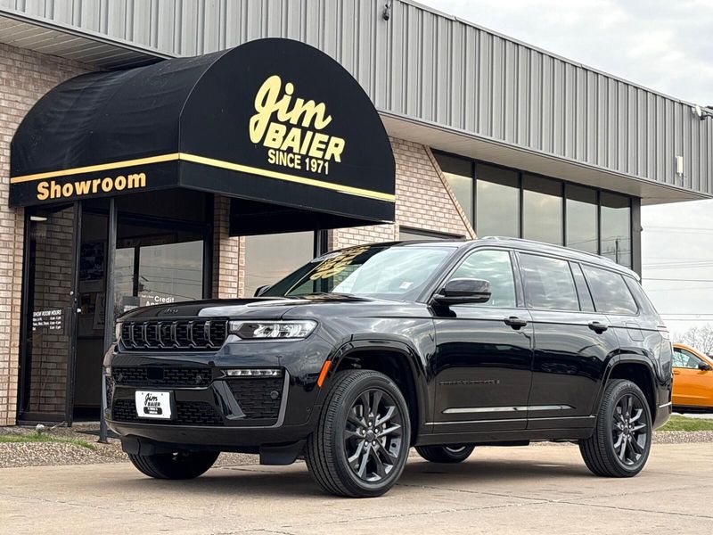 New 2026 Jeep Grand Cherokee L Limited Reserve 4x4Image 1