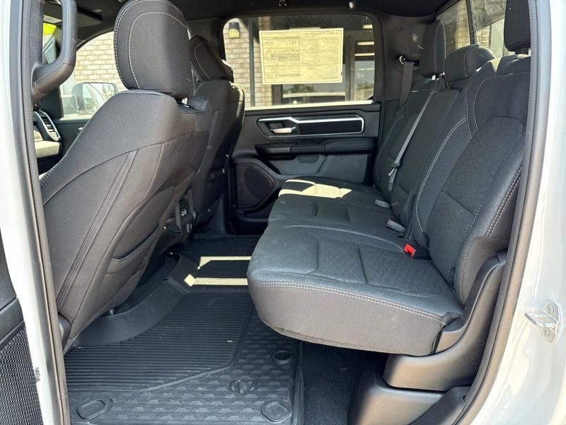 2025 RAM 1500 Big Horn Crew Cab 4x4 5