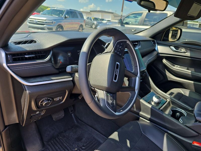 2023 Jeep Grand Cherokee AltitudeImage 20