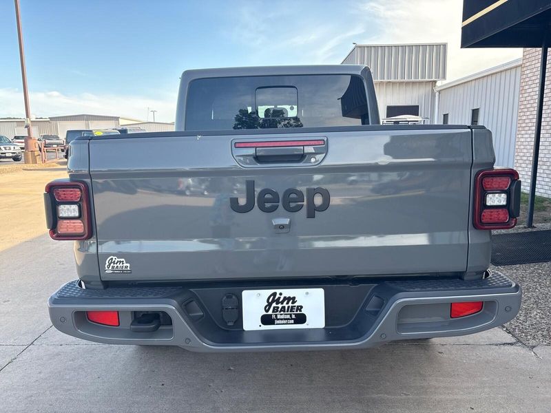 2023 Jeep Gladiator High AltitudeImage 10