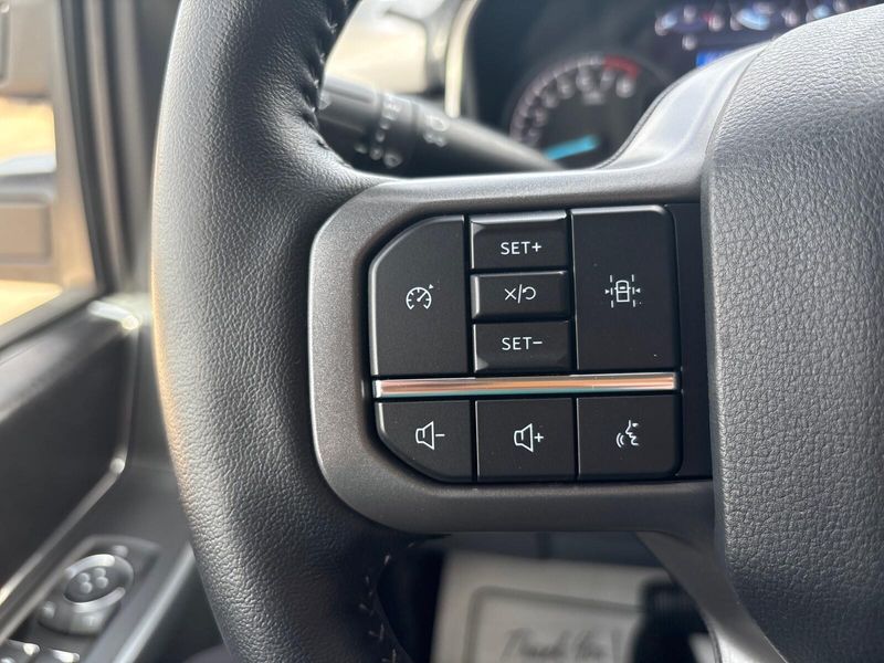 Used 2022 Ford F-150 XLTImage 17