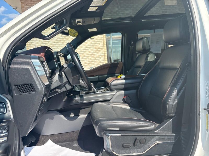 Used 2022 Ford F-150 LariatImage 3