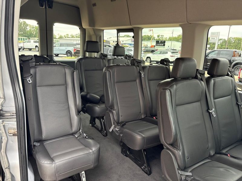 Used 2019 Ford Transit-350 XLImage 8