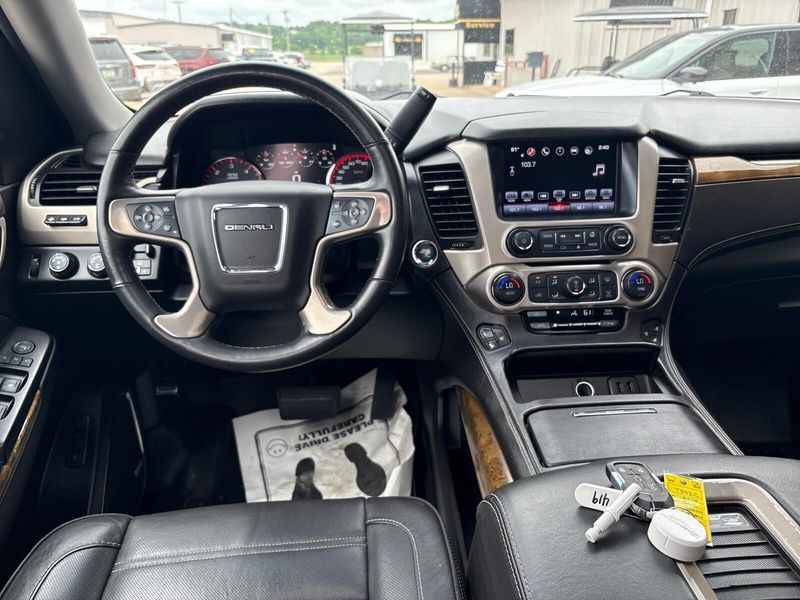 2016 GMC Yukon XL DenaliImage 7