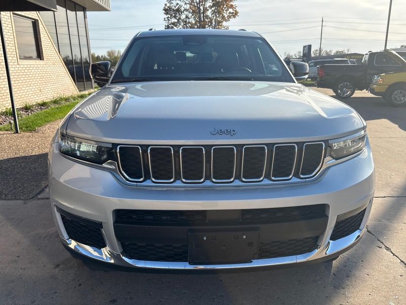 Used 2021 Jeep Grand Cherokee L LimitedImage 8
