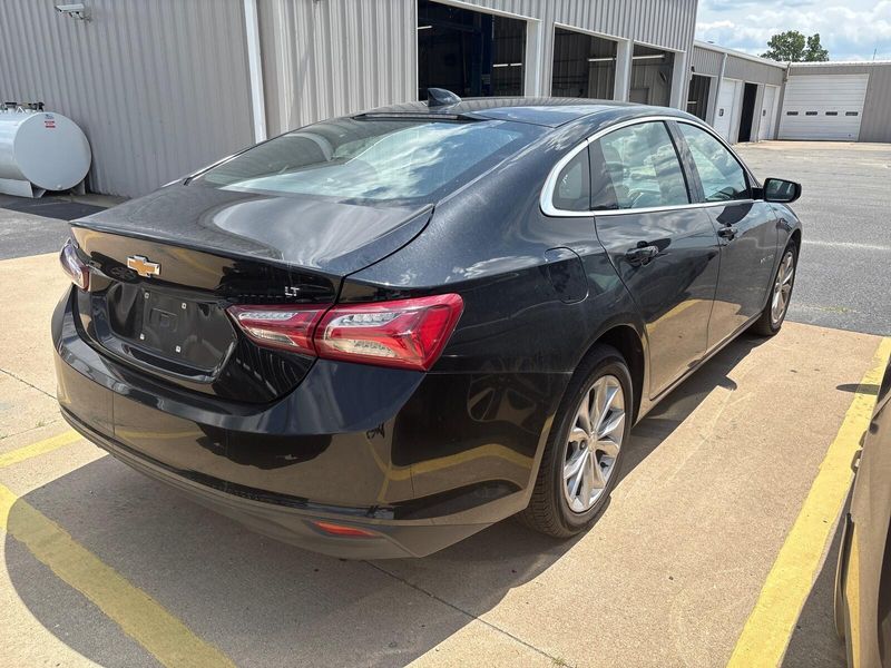 2022 Chevrolet Malibu LTImage 9