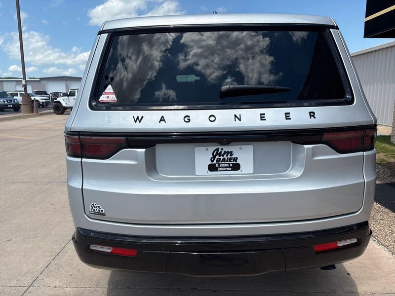 2025 Jeep Wagoneer Carbide 4x4Image 13
