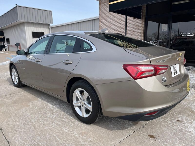 2022 Chevrolet Malibu LTImage 11