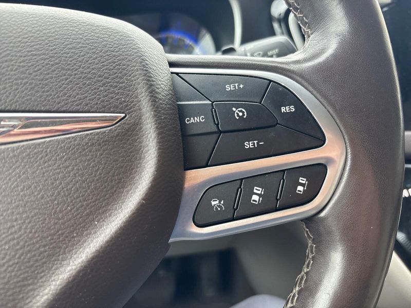 2020 Chrysler Pacifica Touring L PlusImage 15
