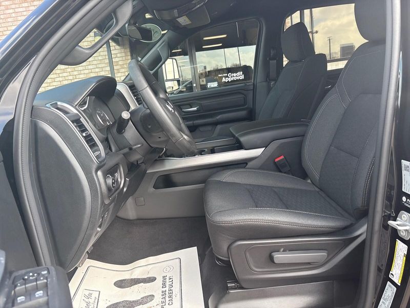 New 2026 RAM 1500 Express Crew Cab 4x4 5