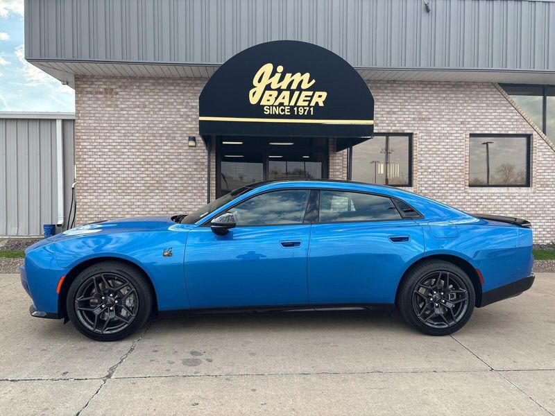 New 2026 Dodge Charger Scat Pack Plus 4-door AwdImage 2