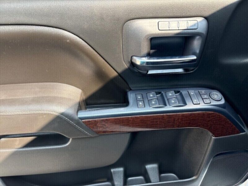 2017 GMC Sierra 1500 SLTImage 15