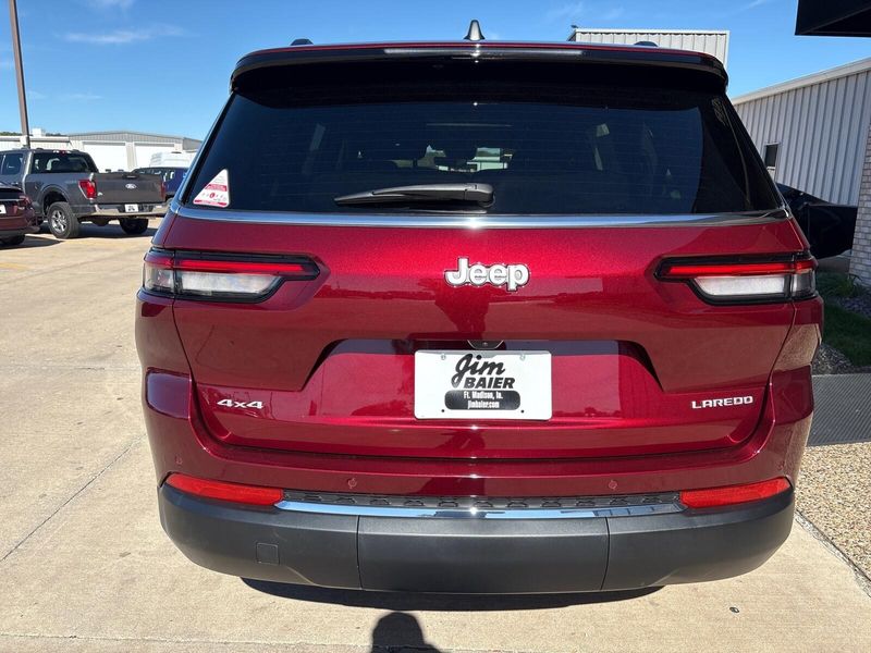 New 2025 Jeep Grand Cherokee L Laredo X 4x4Image 11