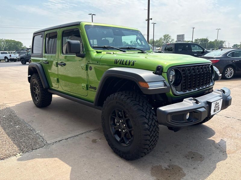 2025 Jeep Wrangler 4-door WillysImage 7