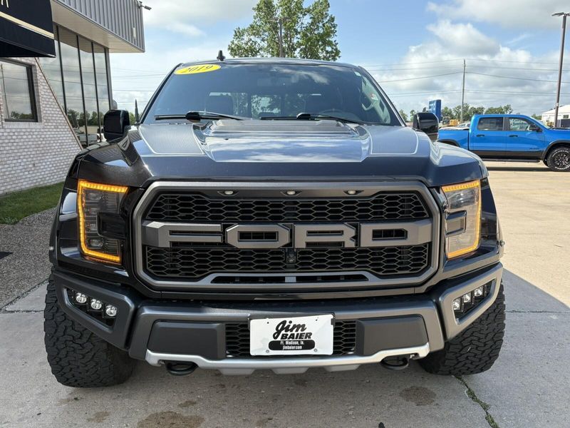 2019 Ford F-150 RaptorImage 8