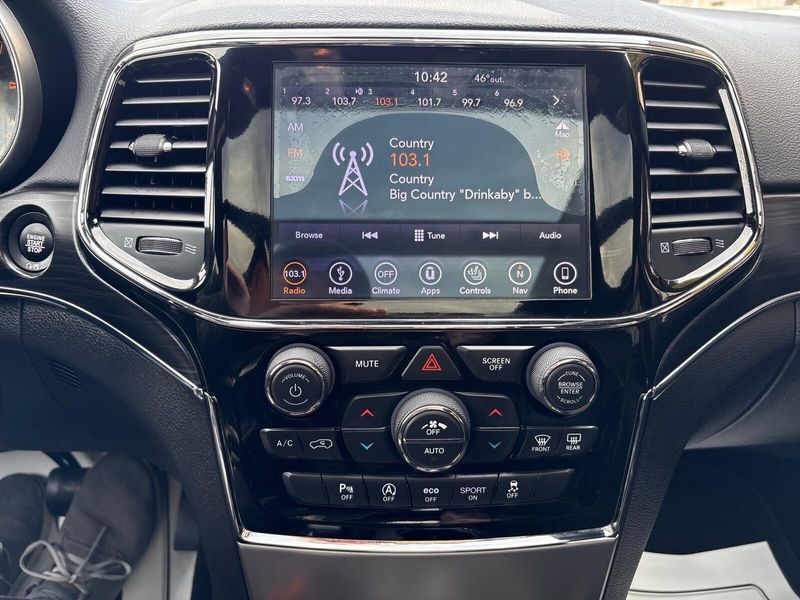 Used 2019 Jeep Grand Cherokee LimitedImage 21