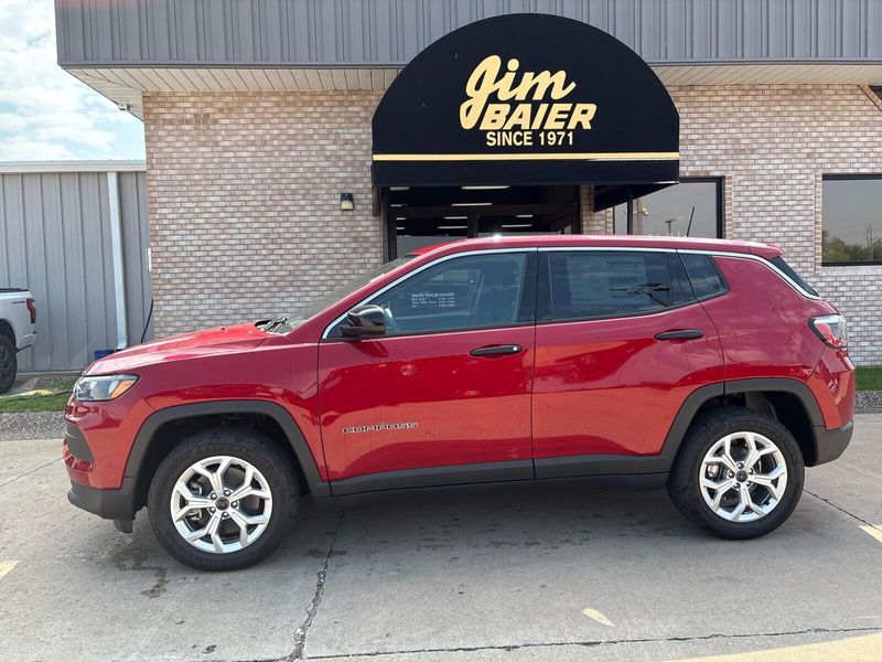 2025 Jeep Compass Sport 4x4Image 2