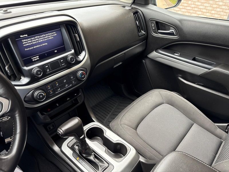 2019 Chevrolet Colorado 4WD LTImage 18