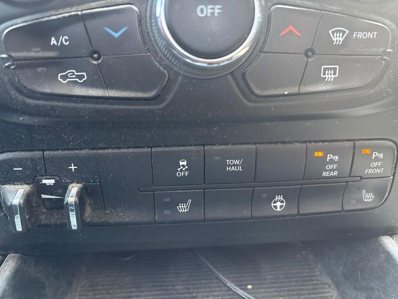 Used 2014 RAM 1500 Big HornImage 18
