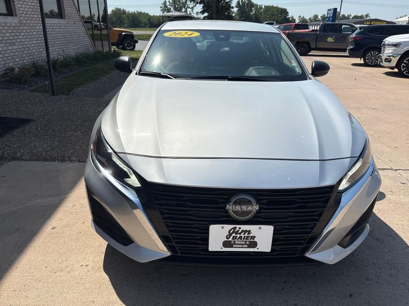 Used 2024 Nissan Altima 2.5 SVImage 6