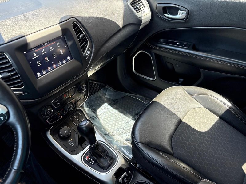 Used 2020 Jeep Compass LatitudeImage 17