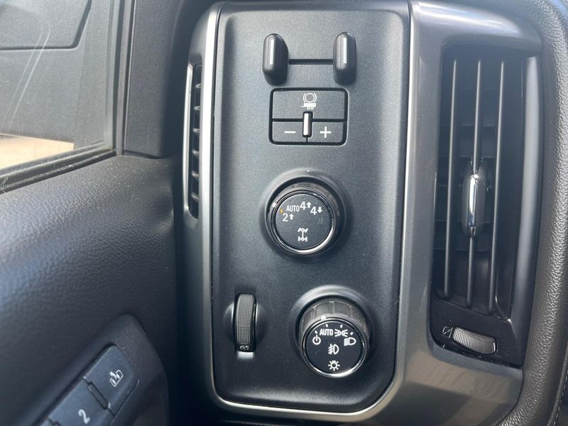 2017 Chevrolet Silverado 1500 LTZImage 15