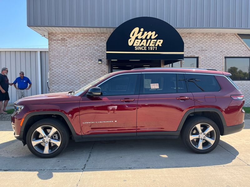 2022 Jeep Grand Cherokee L LimitedImage 2