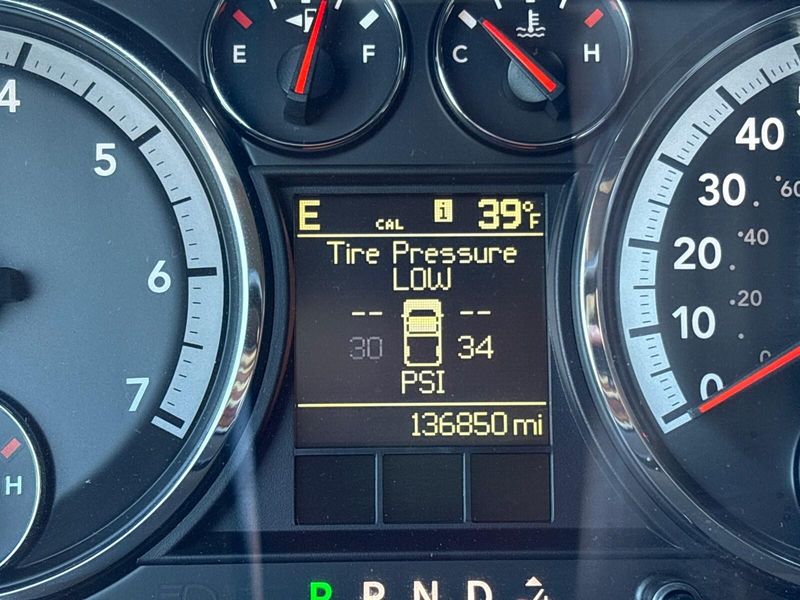 Used 2010 Dodge Ram 1500 SLTImage 16