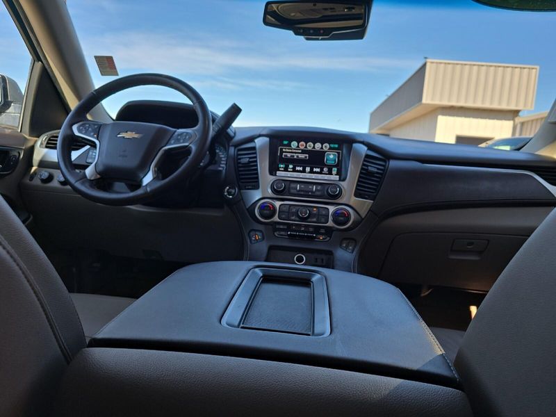 2018 Chevrolet Tahoe LTImage 16