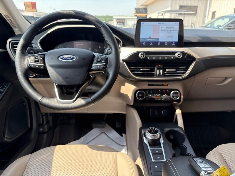 2021 Ford Escape SELImage 5