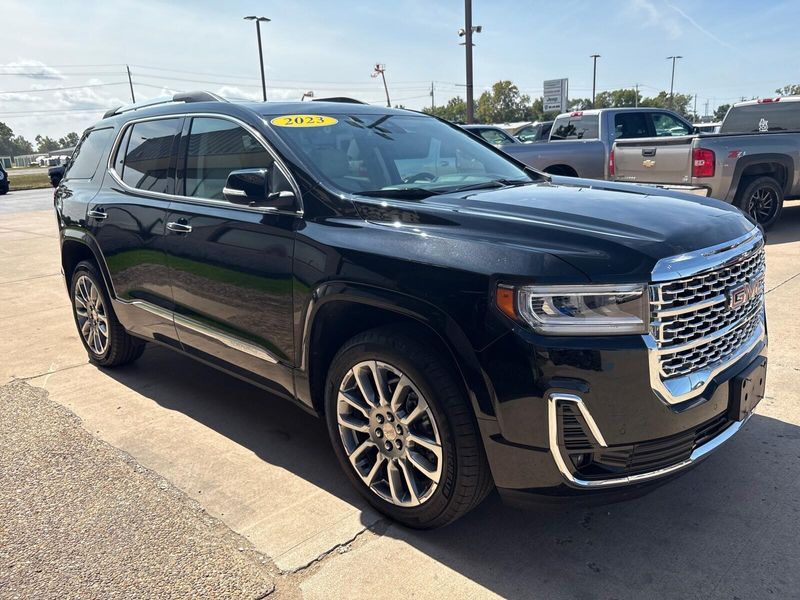Used 2023 GMC Acadia DenaliImage 9