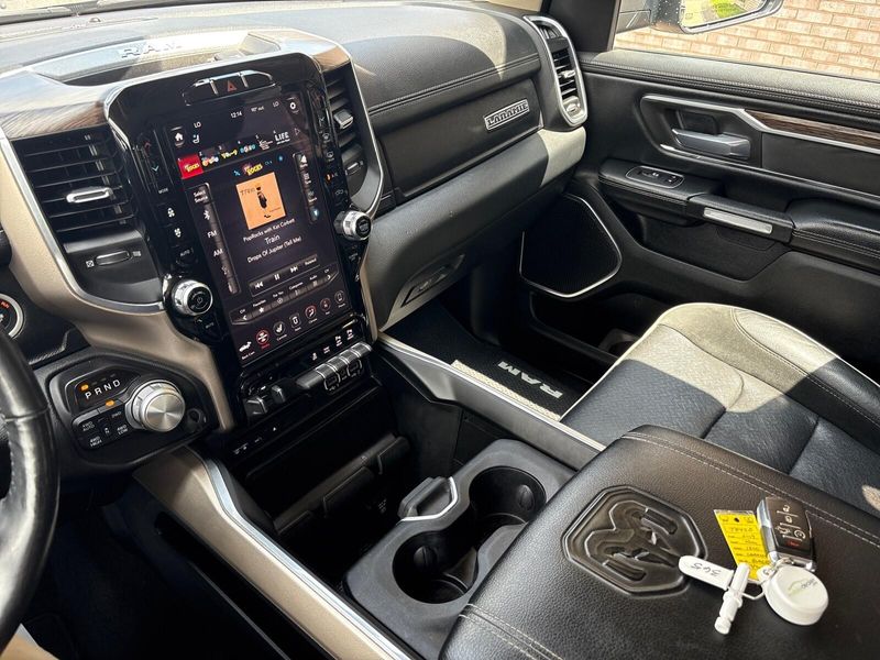 Used 2019 RAM 1500 LaramieImage 16