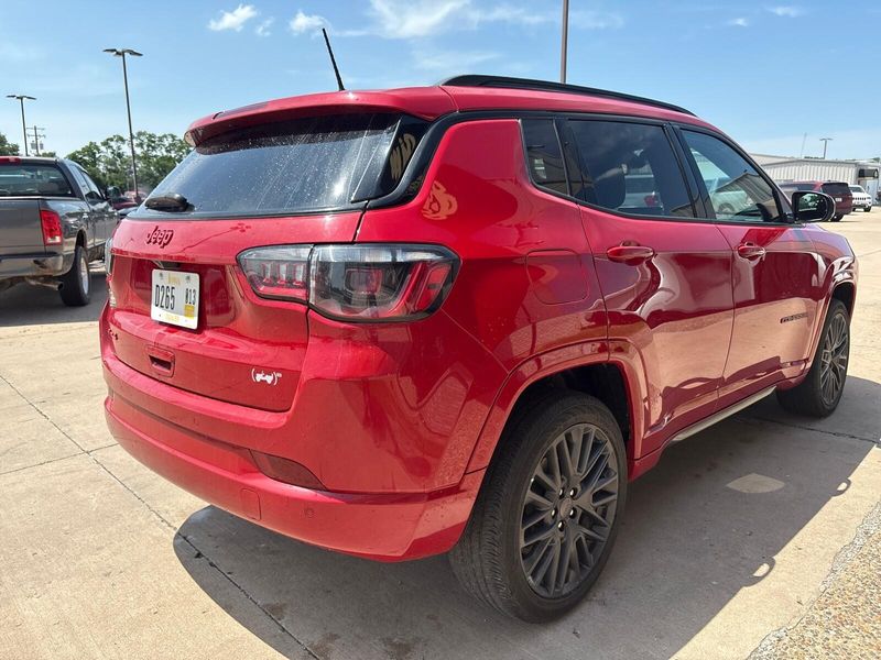 2023 Jeep Compass (RED) EditionImage 8
