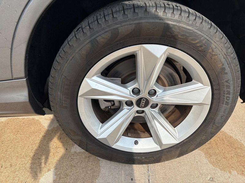 Used 2024 Audi Q7 Premium PlusImage 13
