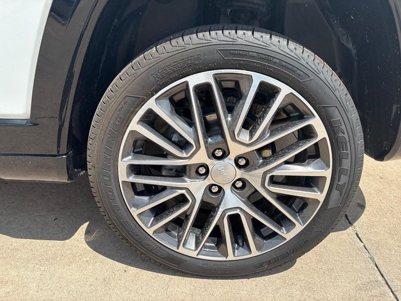 Used 2022 Jeep Compass LimitedImage 13