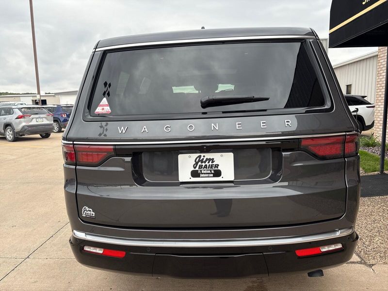 2025 Jeep Wagoneer Series IIImage 12