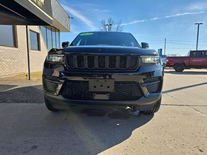 2025 Jeep Grand Cherokee Altitude X 4x4Image 5