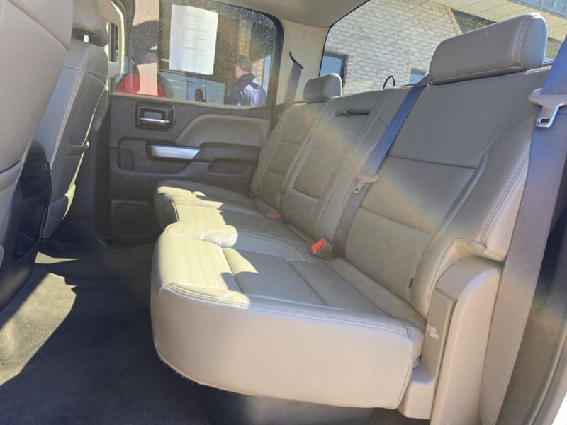 2018 Chevrolet Silverado 1500 LTImage 17