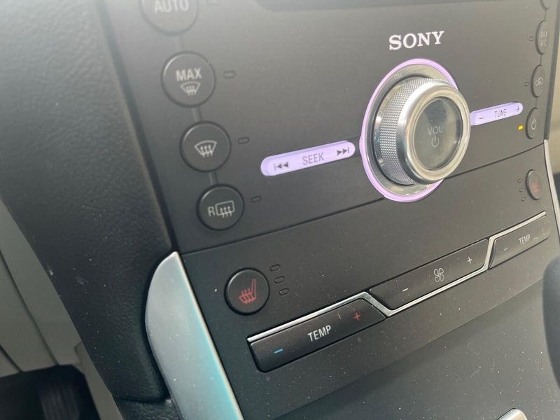 2018 Ford Edge TitaniumImage 16