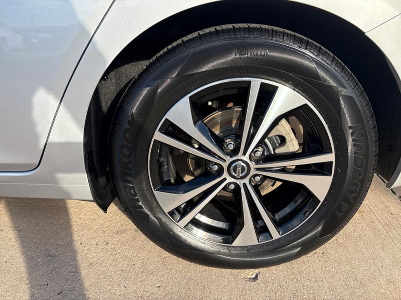 Used 2022 Nissan Sentra SVImage 11