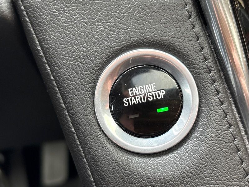 Used 2016 Cadillac Escalade Luxury CollectionImage 22