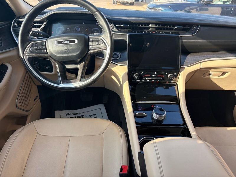 Used 2021 Jeep Grand Cherokee L LimitedImage 7