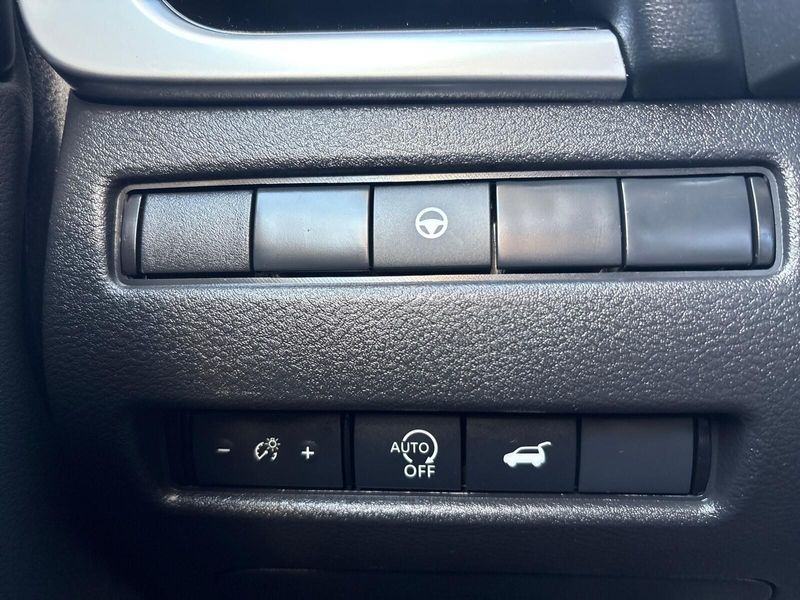 Used 2025 Nissan Rogue Rock CreekImage 13