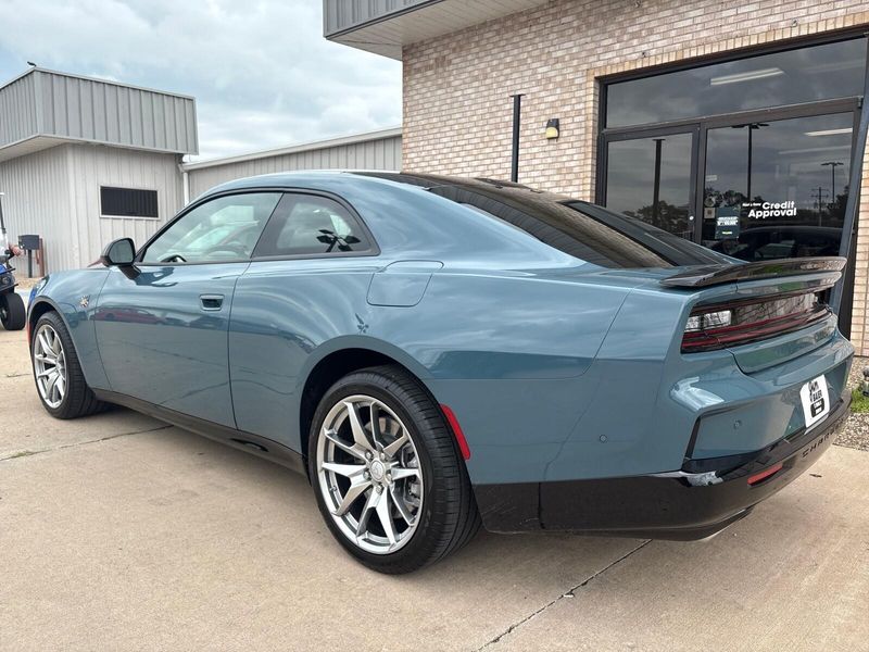 New 2027 Dodge Charger Scat Pack Plus 2-door AwdImage 9