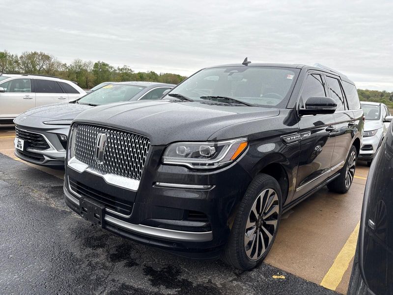 2022 Lincoln Navigator ReserveImage 1