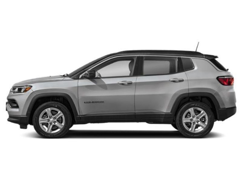 New 2026 Jeep Compass LimitedImage 2
