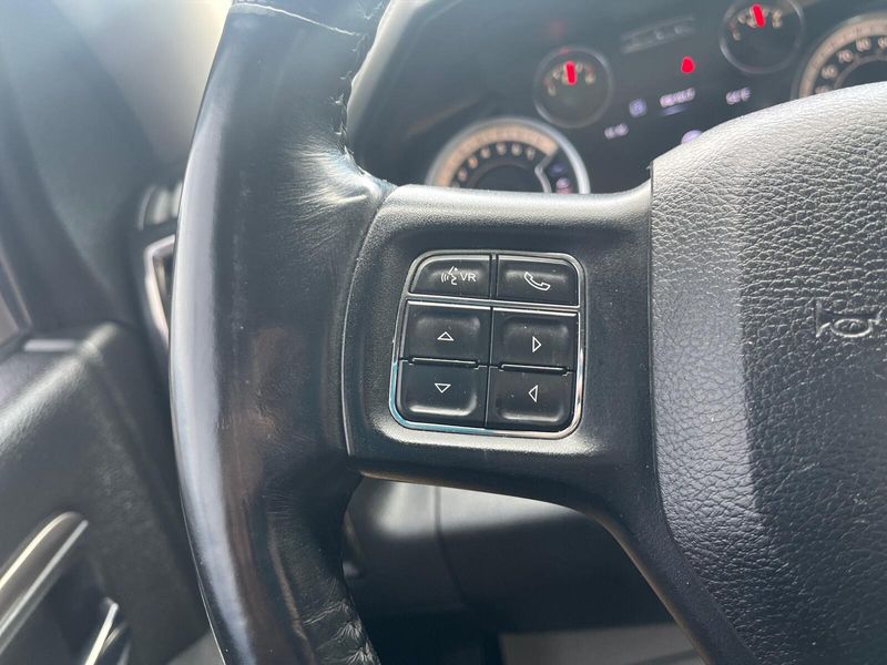 2017 RAM 1500 NightImage 18
